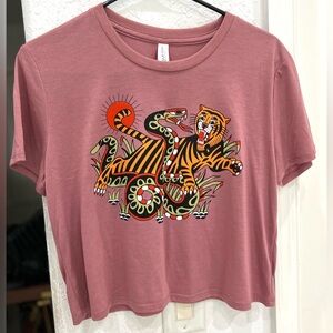 Tiger and snake graphic traditional tattoo art crop t shirt muted pink size M